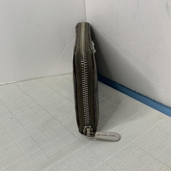 MICHAEL Michael Kors  Monogram Mirror Metallic Continental Zip Around Wallet - Picture 4 of 11